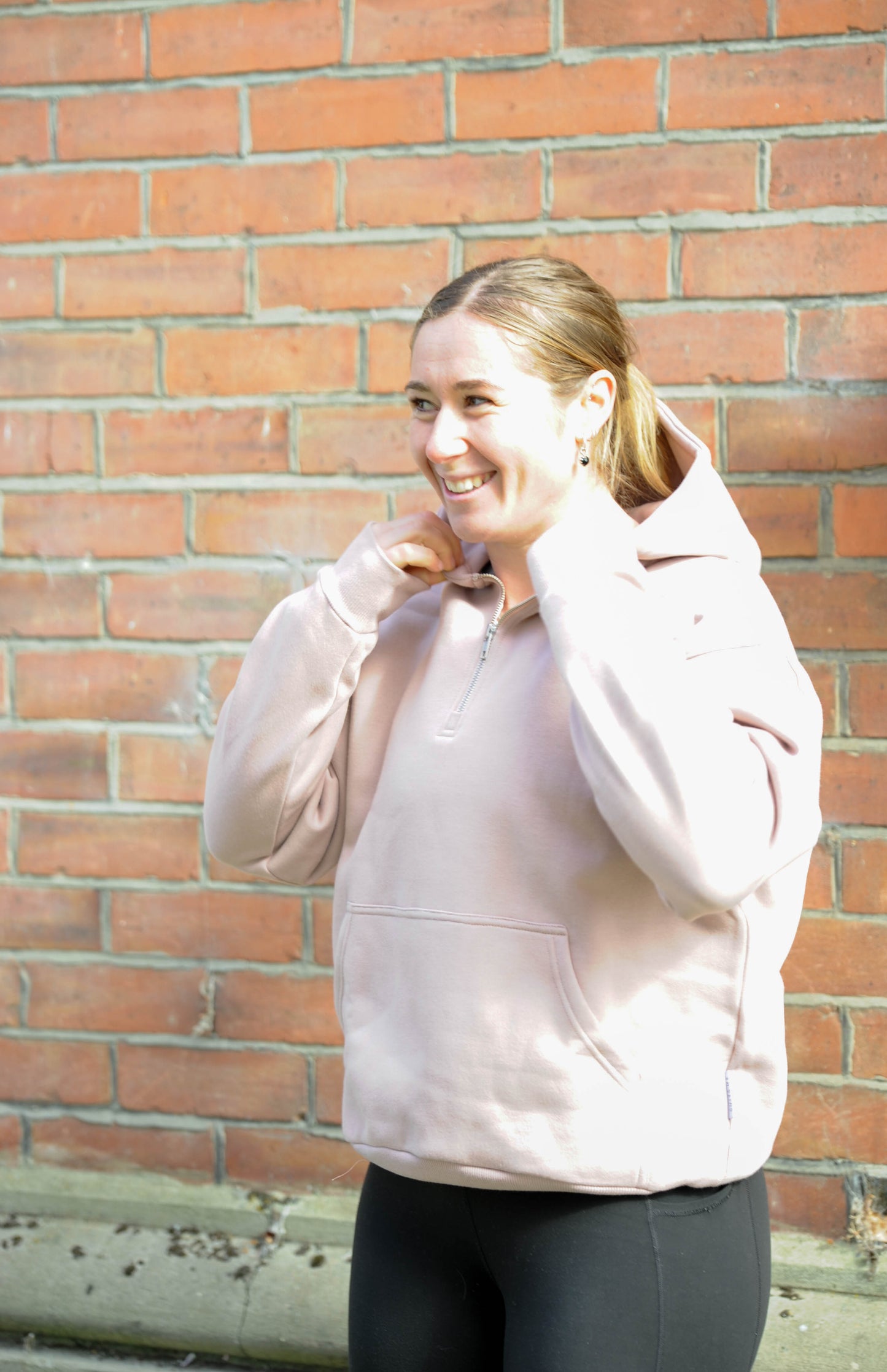 Game On Hoody - Mocha